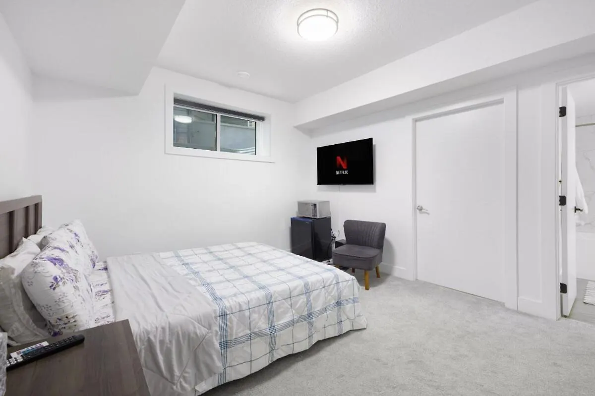 Studio Suite In Northeast, إيدمونتون كندا