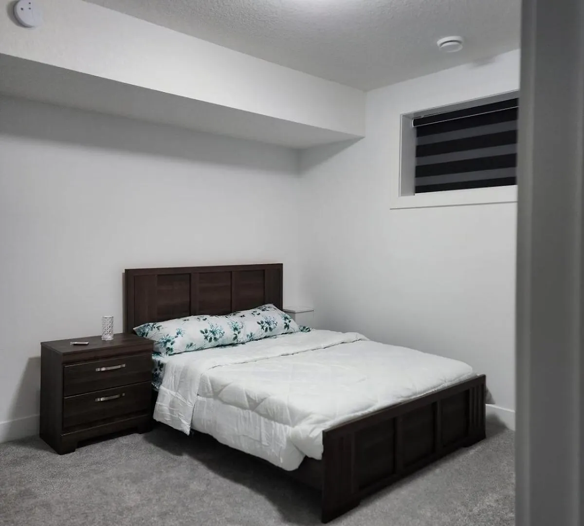 Studio Suite In Northeast, إيدمونتون بيت للعطل