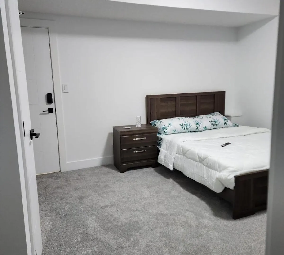 Studio Suite In Northeast, Edmonton Nyaraló